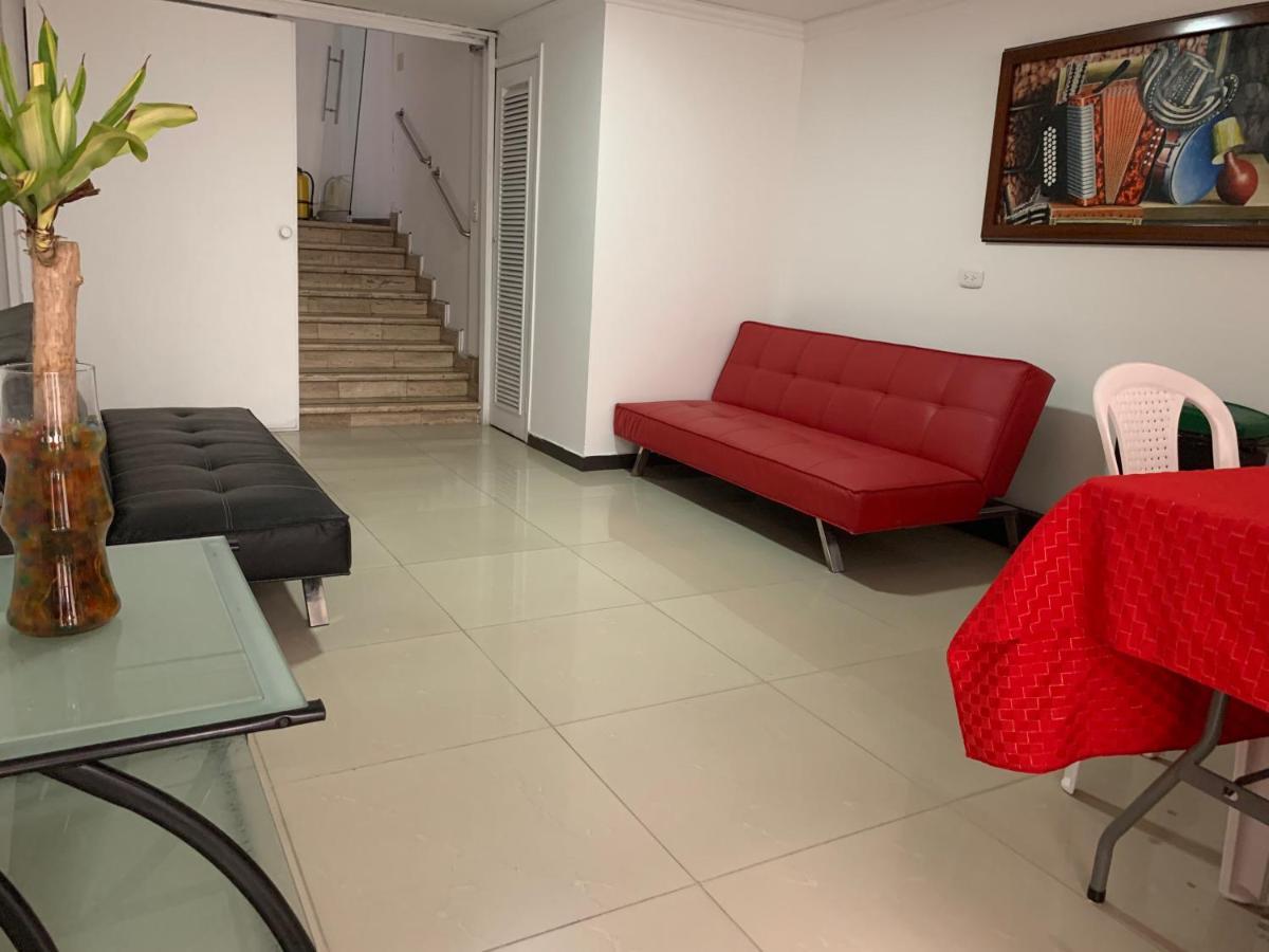Hotel Pasajero Suites, Corferias Bogota Luaran gambar